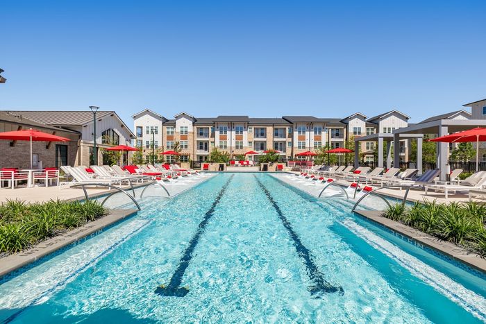 Resort Style Pool