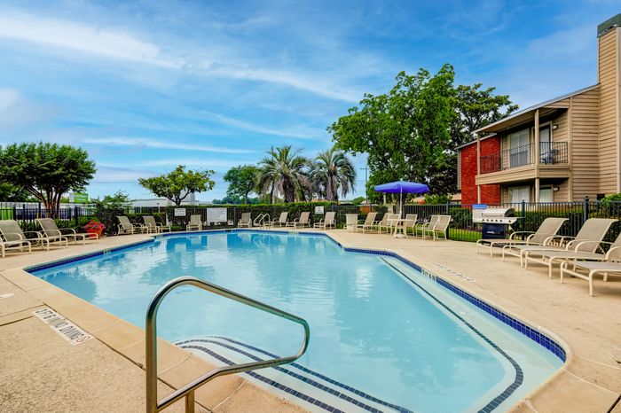 Resort-Style Pool