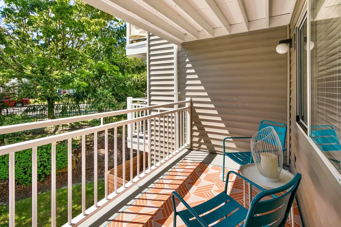 balcony