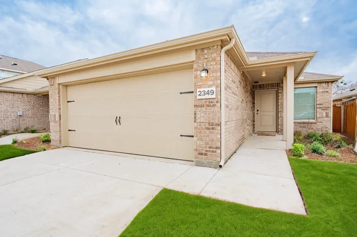 exterior photo of one story single family house