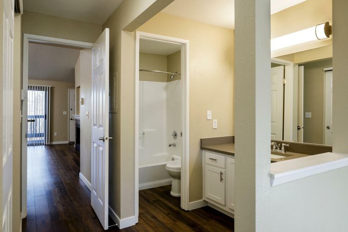 Modern Bathroom