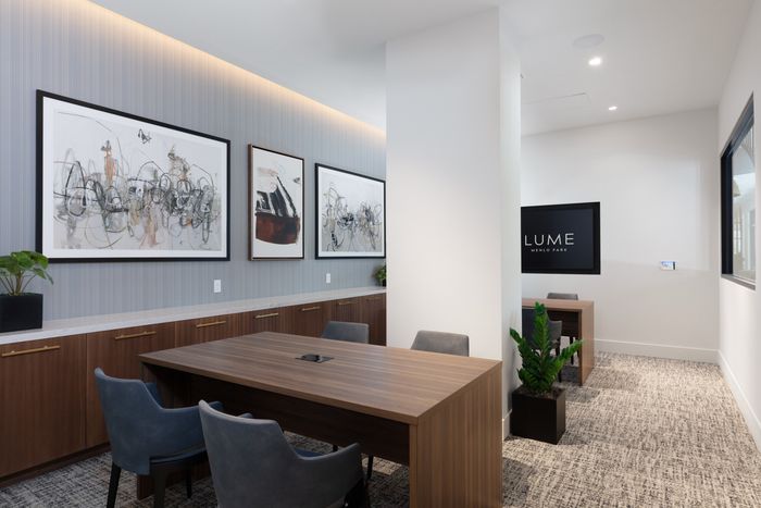 Private Meeting Room