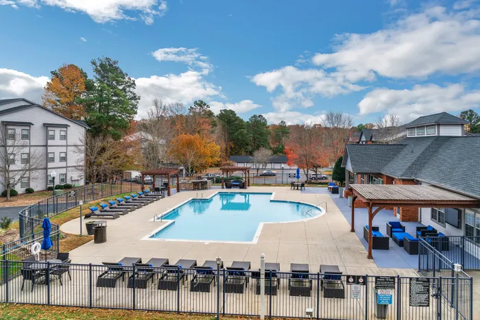 Pool with seating