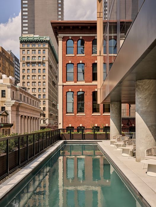 Pool w/ Built In Bench Seating