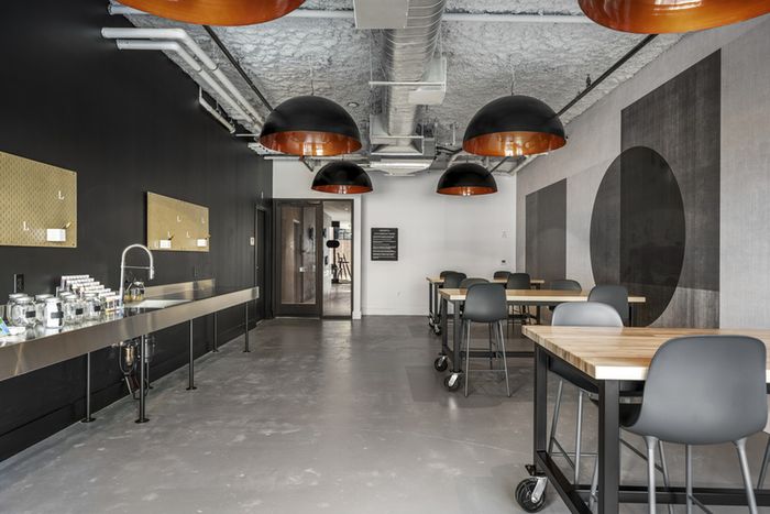 Makerspace for Artists, Crafters & DIYers