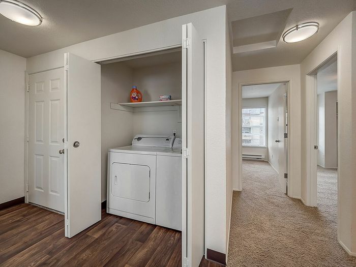 laundry room with a washer and dryer