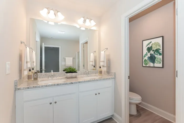 Sunglow bathroom