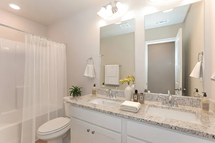 Sunglow bathroom