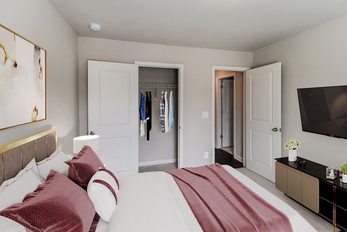 Cheer bedroom