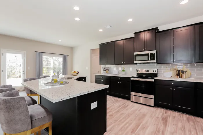 Sunshine kitchen