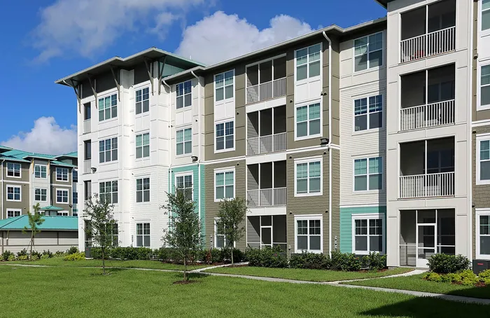 Avana Parkway exterior