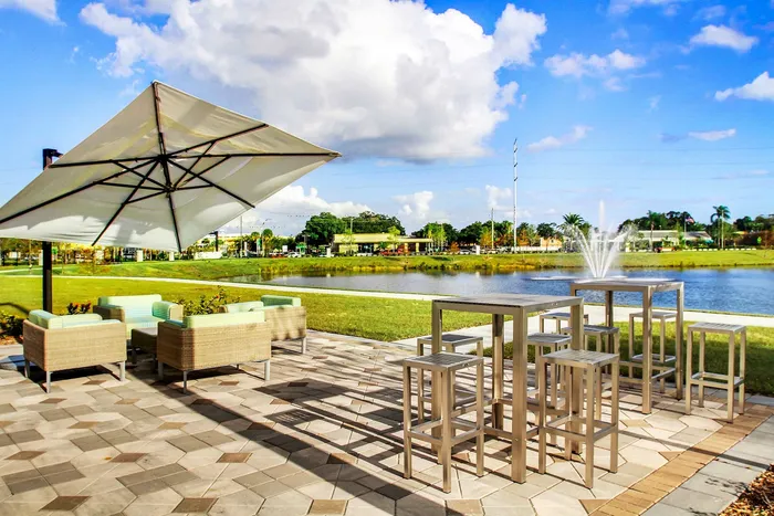 Outdoor seating with beautiful fountain view