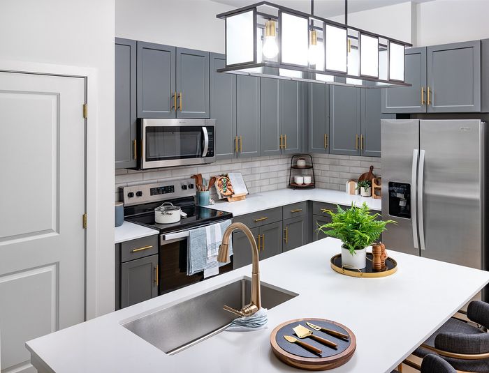 Stylish Quartz Countertops