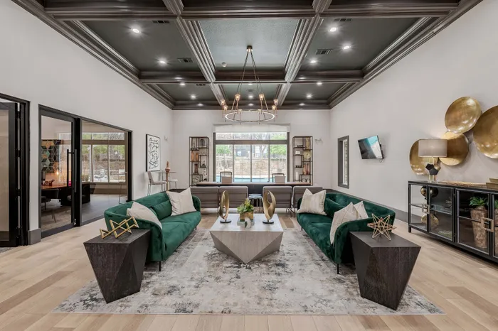 Leasing Center