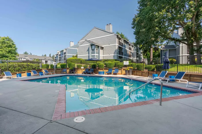 Pool deck with lots of seating