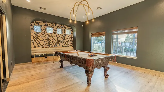 Pool table