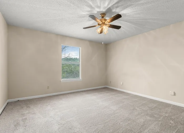 vacant bedroom