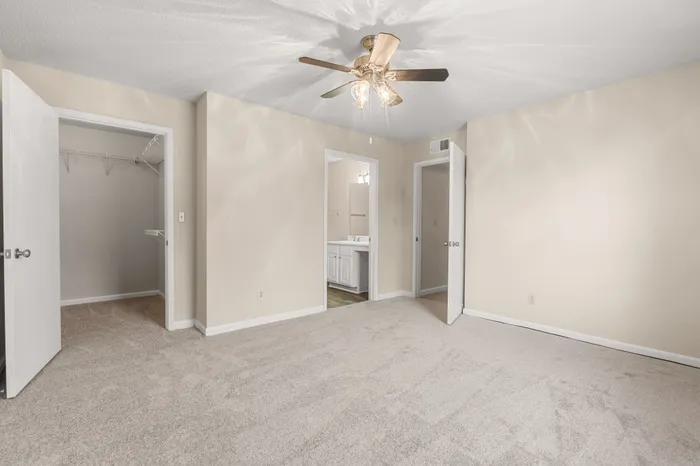 vacant bedroom