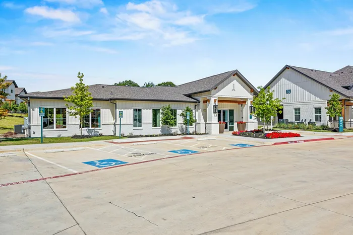 Marlowe Denton Exterior Views