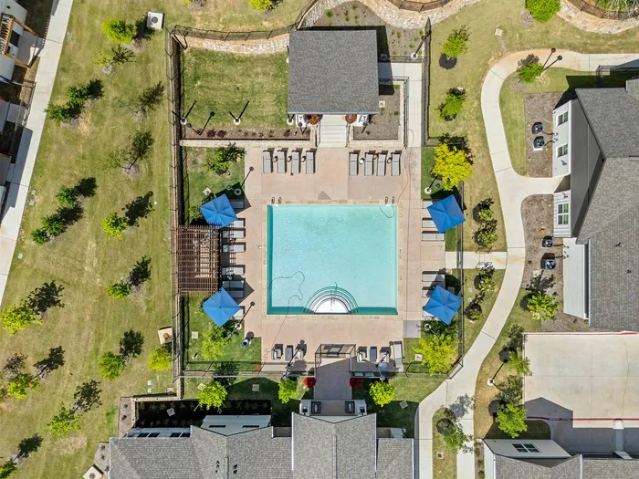 Marlowe Denton Exterior Views
