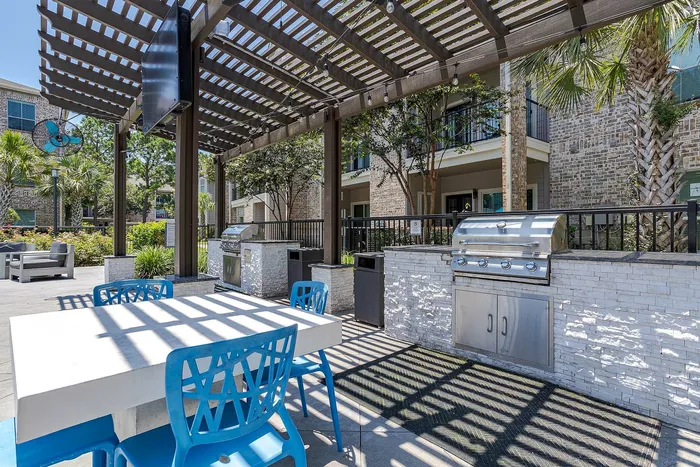 Covered grill station