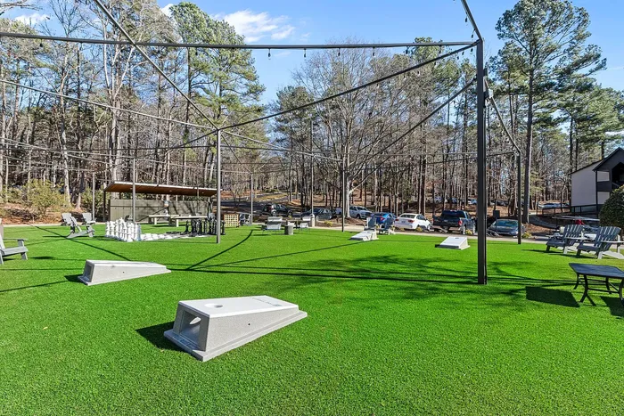 Outdoor entertainment grounds