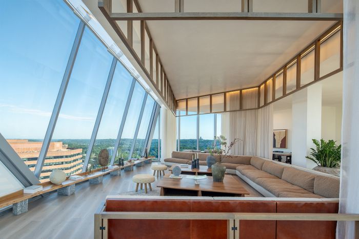 stunning lounge views