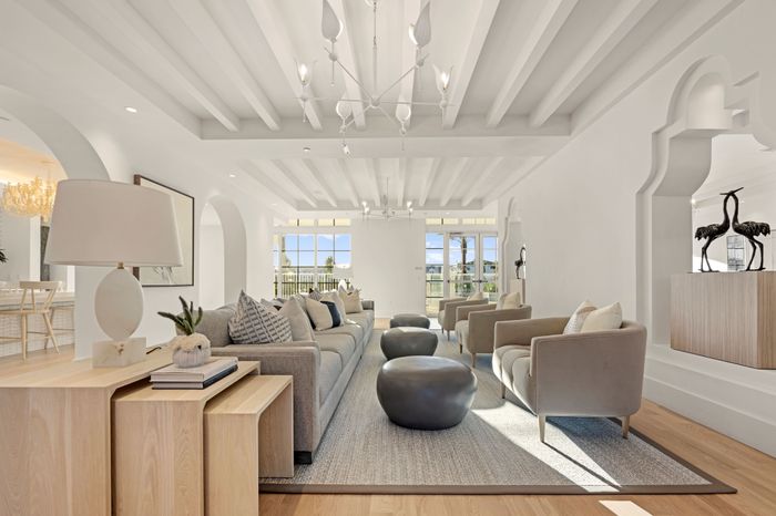 clubroom