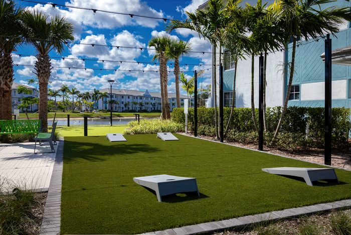 outdoor gaming lawn