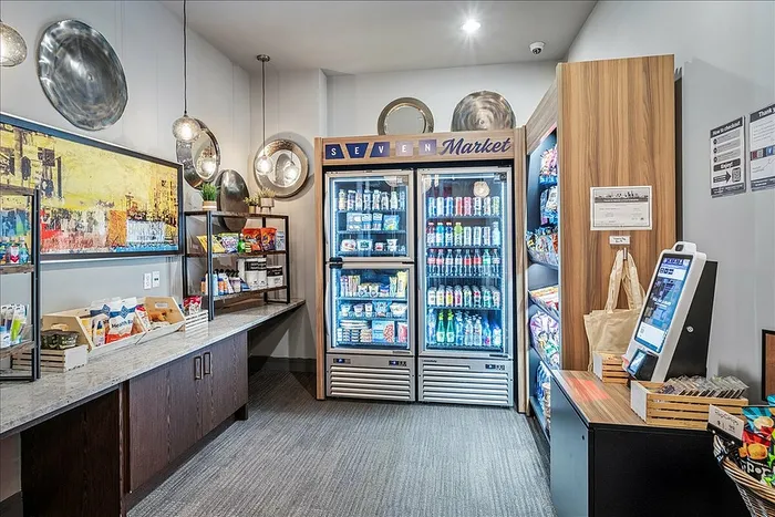 self-serve market