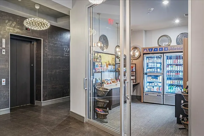 self-serve market