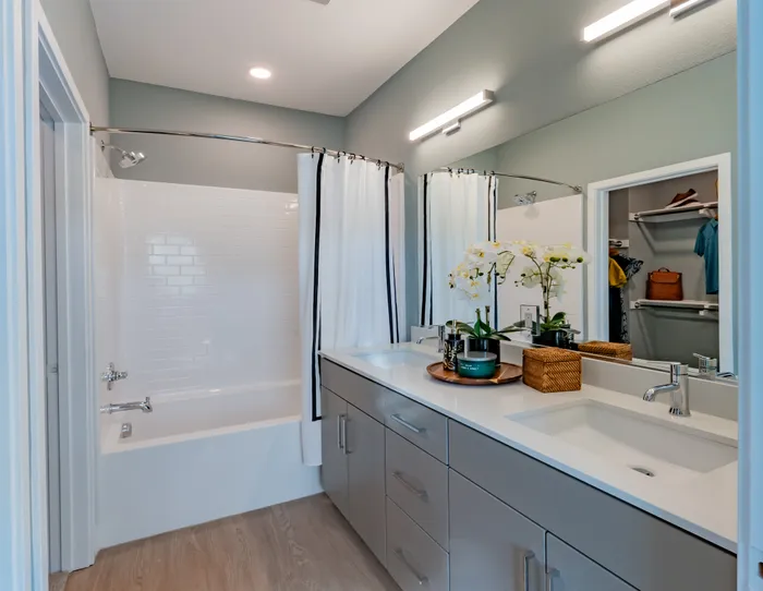 model bathroom with decor