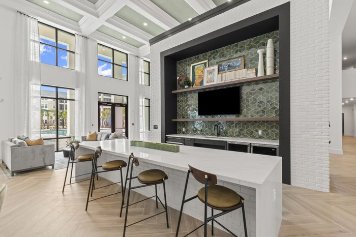 Clubhouse Bar