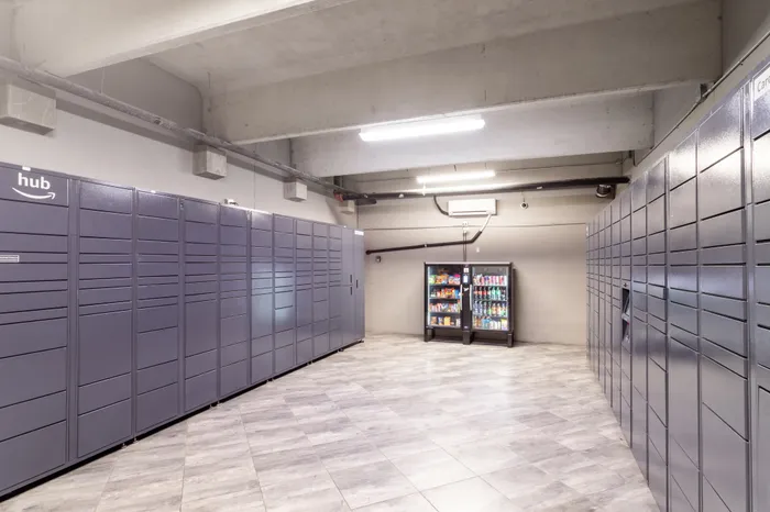 Amazon Package Center