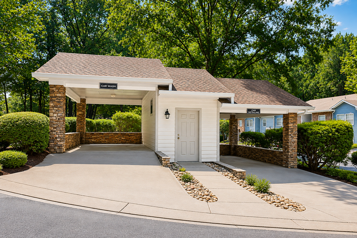 Resident car wash area at Avana TownPark apartments in Kennesaw, GA