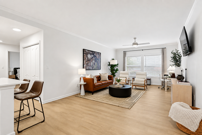Bright Diamond renovation living room with updated finishes at Avana TownPark apartments in Kennesaw, GA