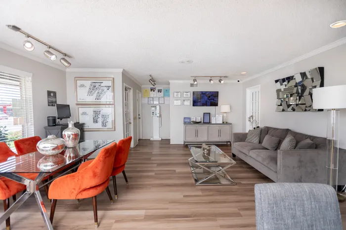 Leasing Office