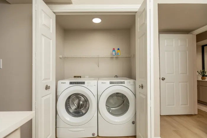 Washer & Dryer