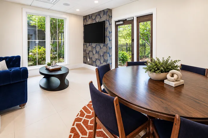 Avana Portico - Stylish Meeting Room