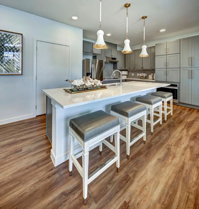 eat in kitchen