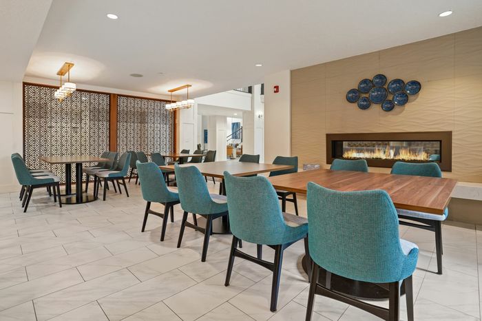 Resident Dining