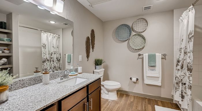 Spacious Bathroom