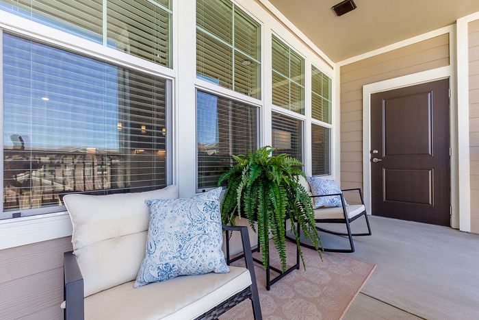 Balcony/Porch