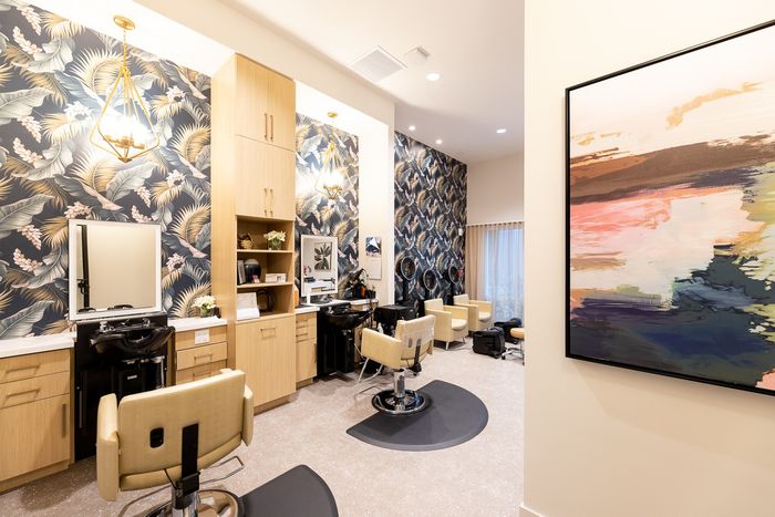 Salon