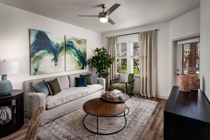 Model Apartment Home