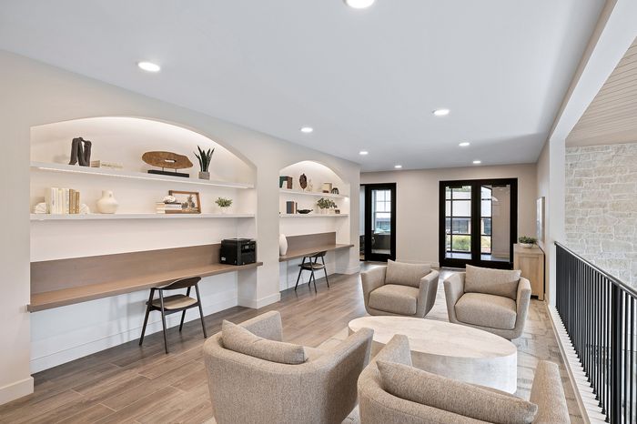 The Fieldston of Fairway - Co-Working Spaces & Private Offices