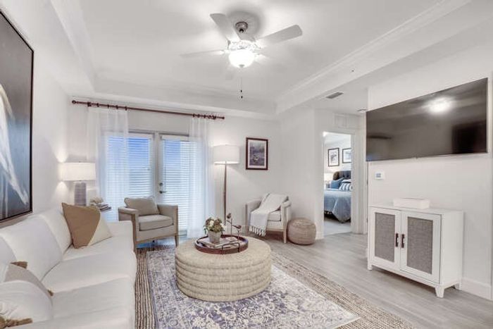 Living area  | Arcadia Gardens | Plano, FL  Apartments for Rent