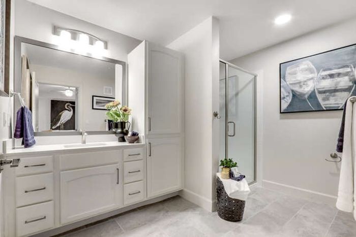 Bathroom  | Arcadia Gardens | Plano, FL  Apartments for Rent