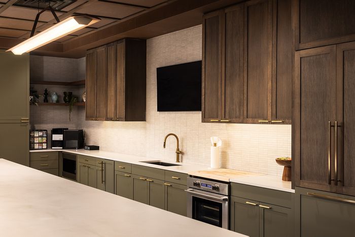 Cafeteria Kitchen
