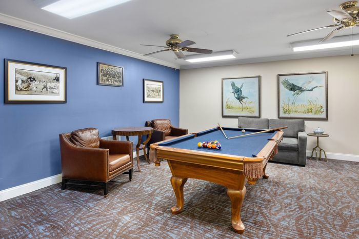 billiard room